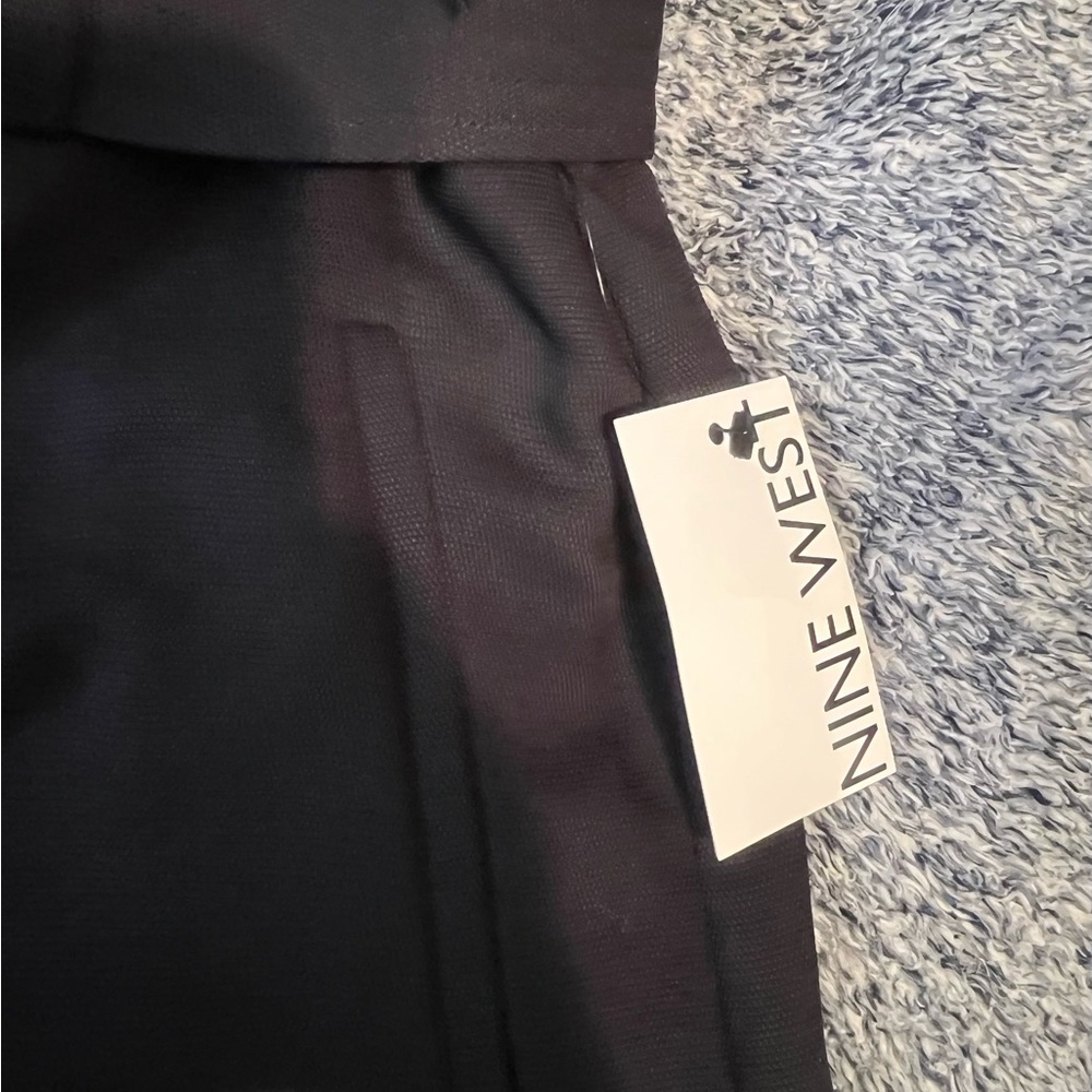 New / Nine West Black Belted Shorts / Size L - Picture 5 of 11